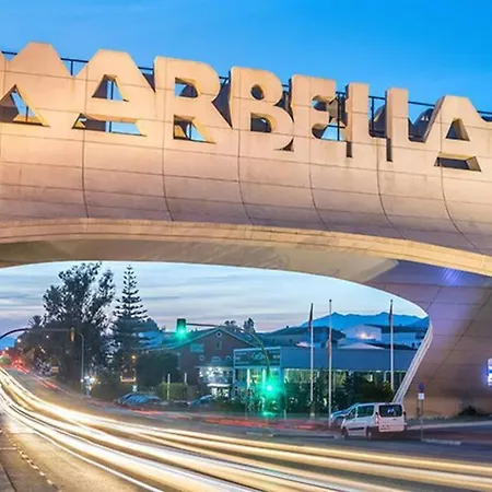 Oleholidays Carolina Golden Mile 300 Metros Playa Marbella Exterior photo