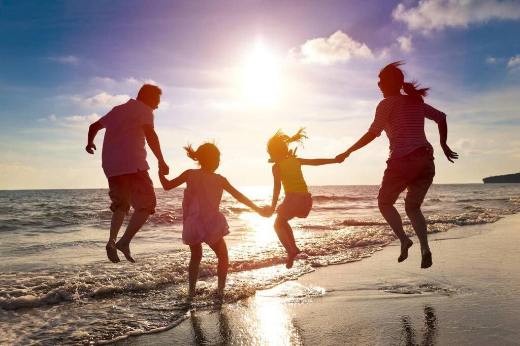 Oleholidays Carolina Golden Mile 300 Metros Playa * Marbellac